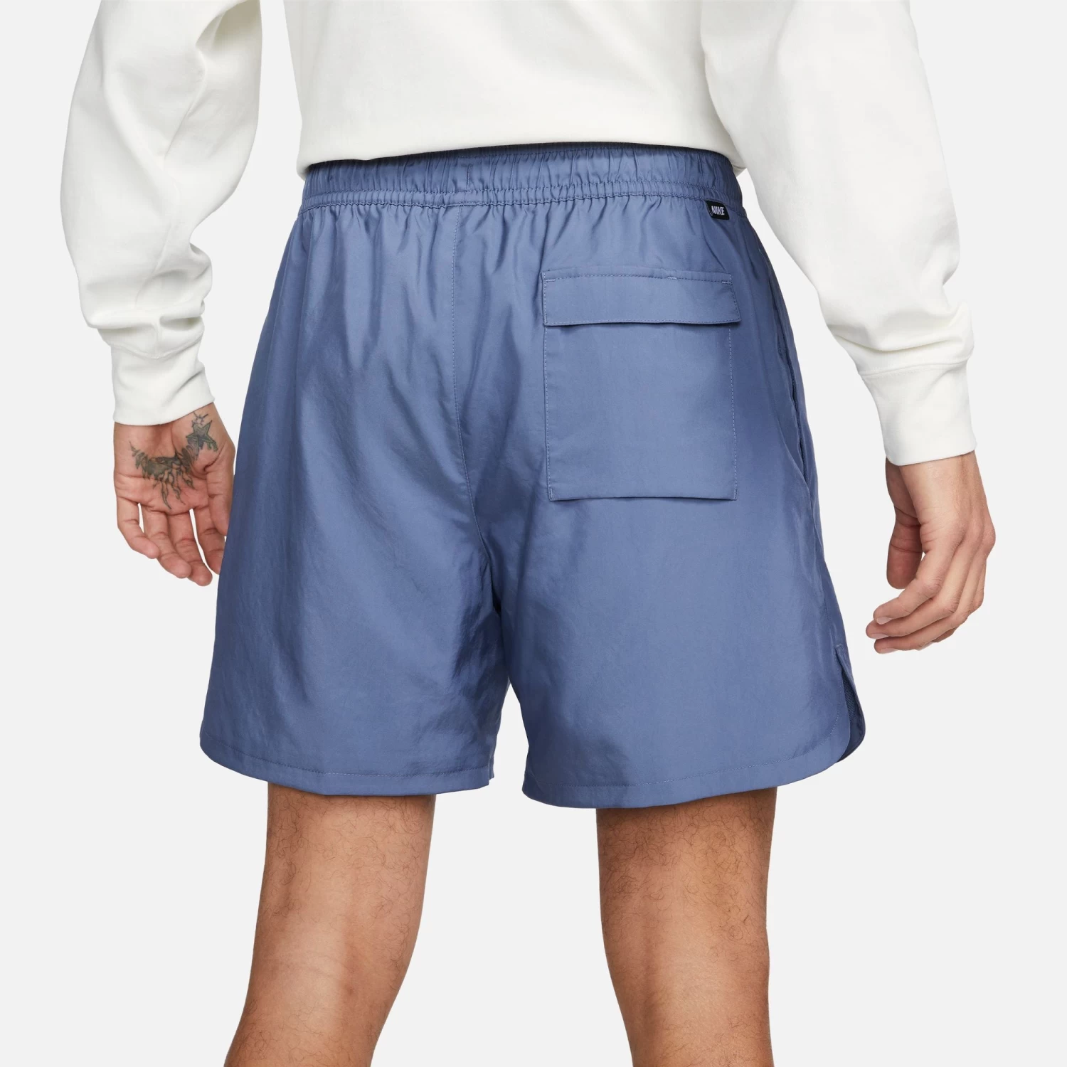 Nike Sportswear Sport Essentials Men's Woven Lined Flow Shorts 4 Nike Sportswear Sport Essentials Men's Woven Lined Flow Shorts - Image 2