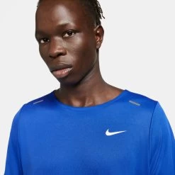 Nike Rise 365 Wild Run Men's Short-Sleeve Top 11 Nike Rise 365 Wild Run Men's Short-Sleeve Top -Passion Sports Store DA0193 480 PHSYM001 JPG HEI 875 WID 875