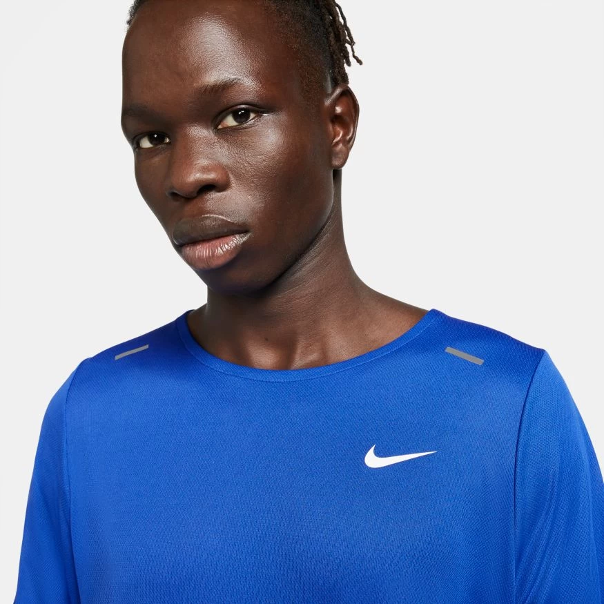 Nike Rise 365 Wild Run Men's Short-Sleeve Top 5 Nike Rise 365 Wild Run Men's Short-Sleeve Top - Image 3