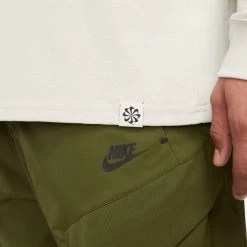 Nike Sportswear Men's Long-Sleeve T-Shirt 12 Nike Sportswear Men's Long-Sleeve T-Shirt -Passion Sports Store DN5140 072 PHSYM002