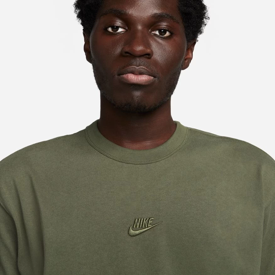 Nike Sportswear Premium Essentials Men's T-Shirt 6 Nike Sportswear Premium Essentials Men's T-Shirt - Image 4