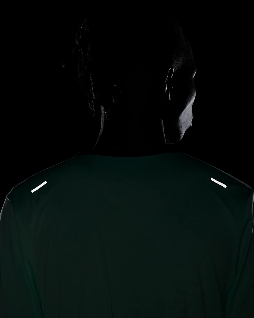 Nike Dri-Fit Rise 365 Men's Short-Sleeve Running Top 6 Nike Dri-Fit Rise 365 Men's Short-Sleeve Running Top - Image 4